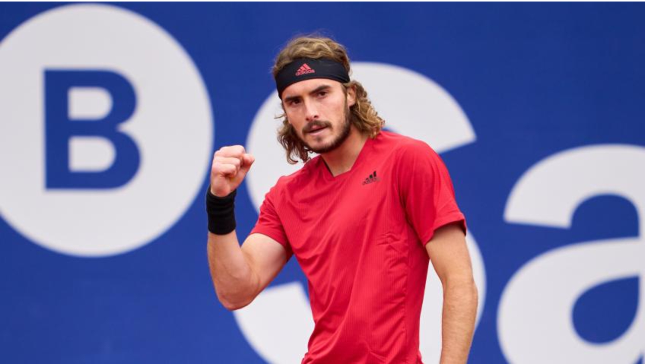 El tenista griego Stefanos Tsitsipas se coloca en los Cuartos de Final del Open de Barcelona. 
