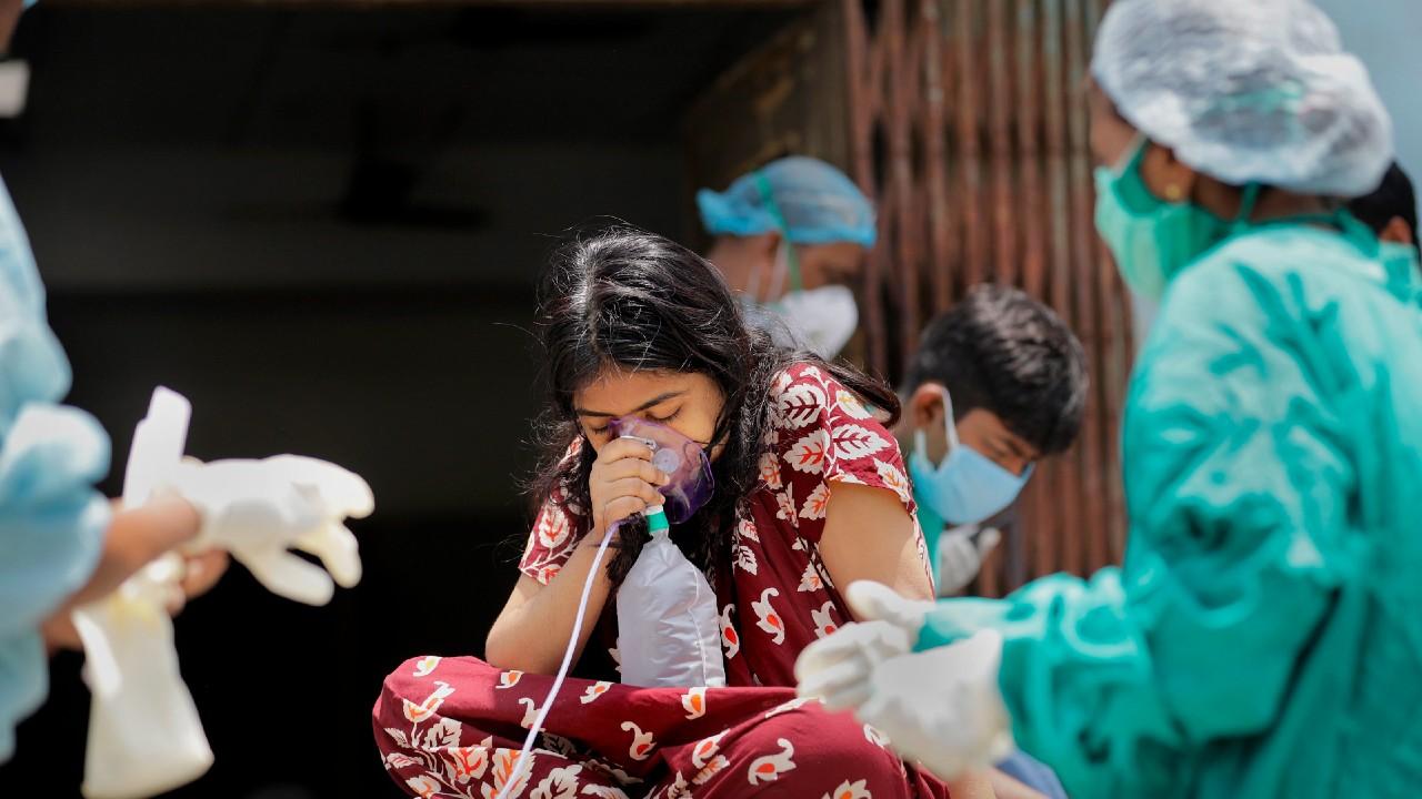 falta de oxigeno medico agrava el repunte de covid 19 en india foto efe 1619279326420