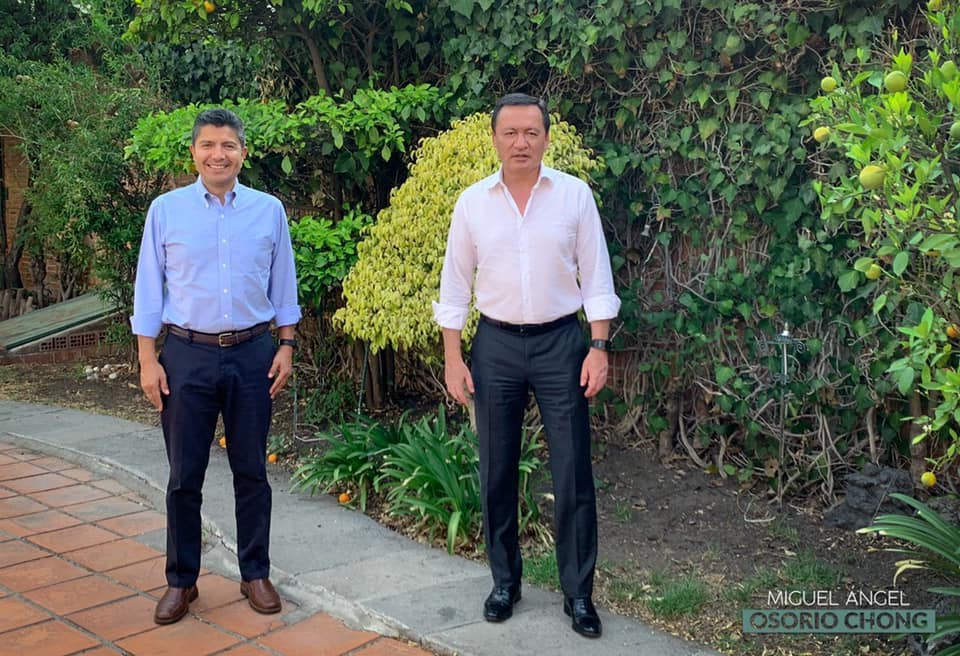 Eduardo Rivera presume respaldo de Osorio Chong