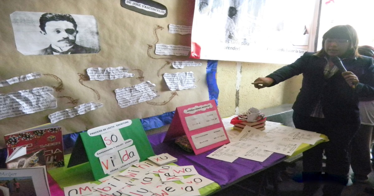 Promueven maestros de misiones culturales salas populares de lectura