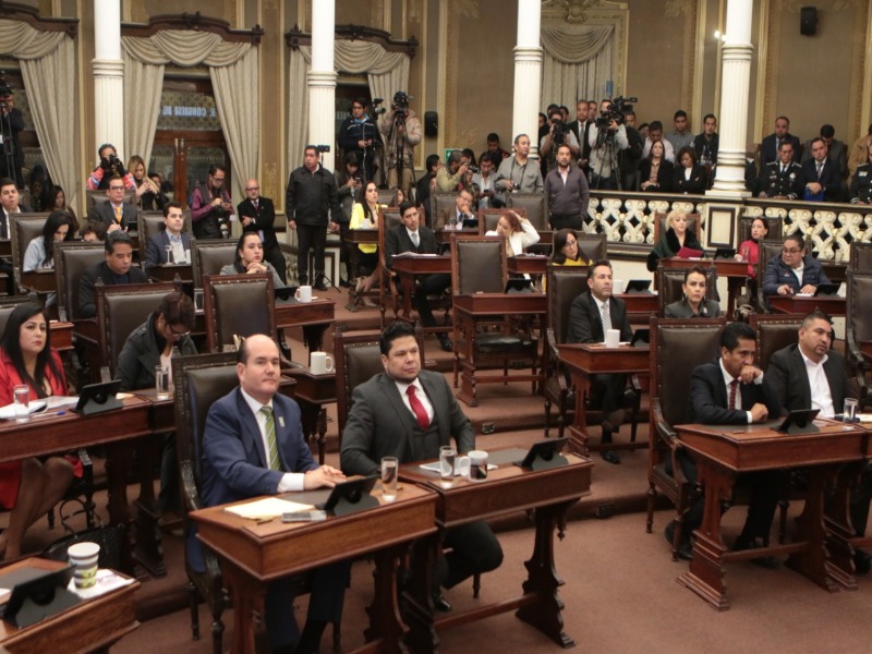 Piden a diputados de Puebla evitar comentarios misóginos o discriminatorios
