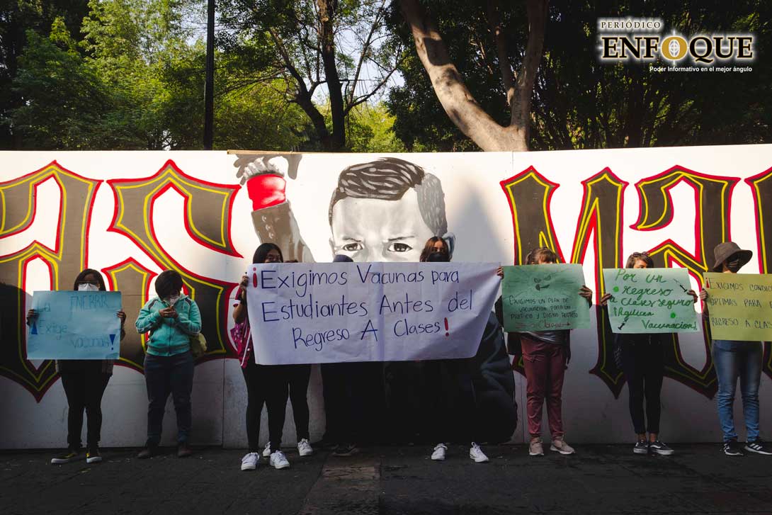 FNERRR exige al gobierno federal aplicación de vacuna Covid a todos lo estudiantes