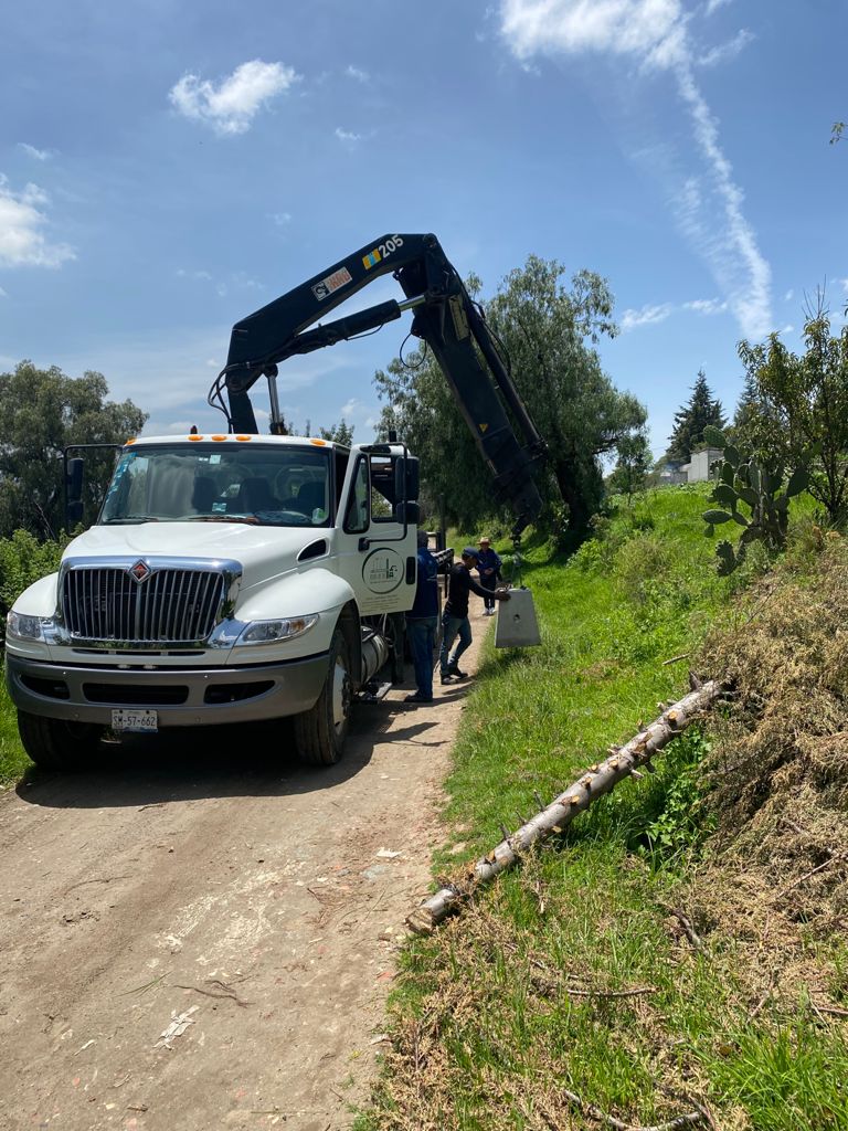 En Teacalco avanza la modernización del alumbrado público