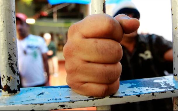 Insiste en una excarcelación masiva antes del 15 de septiembre: AMLO