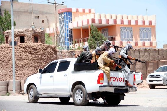 EEUU y Reino Unido en Afganistán piden a ciudadanos que abandonen el país tras inseguridad