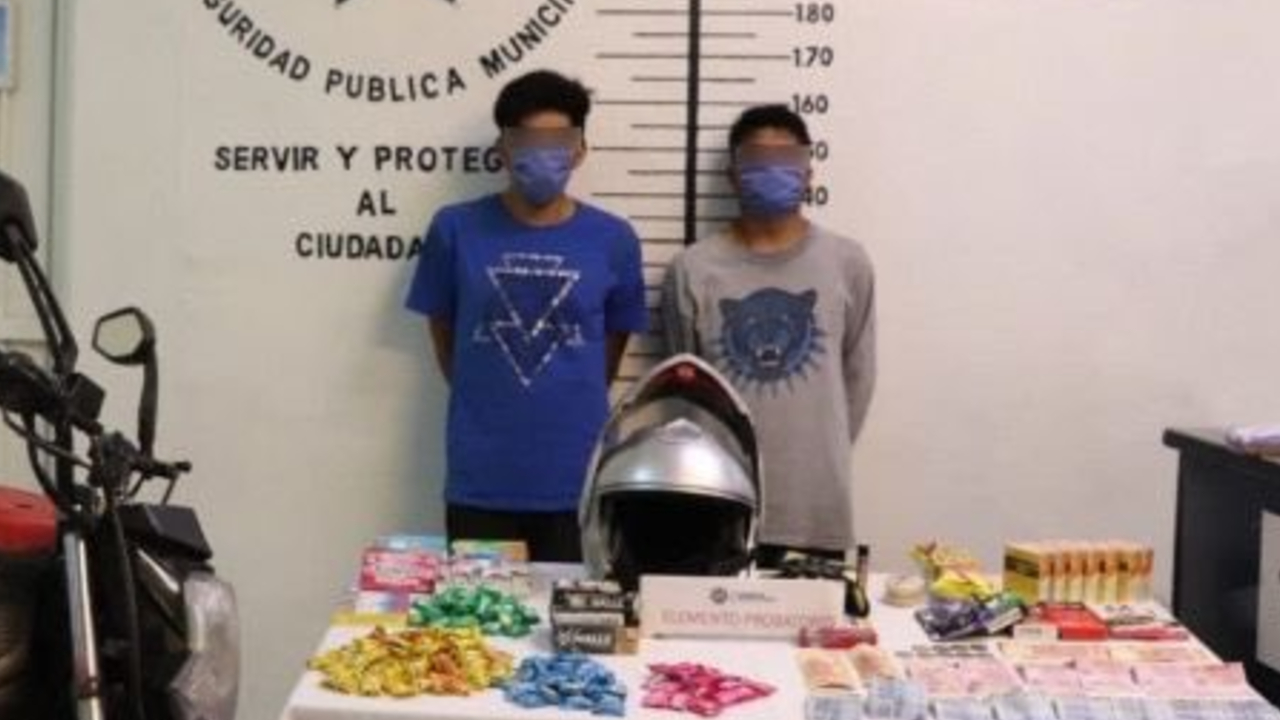 Detienen en San Pedro Cholula a dos presuntos asaltantes de Tiendas de Convivencia
