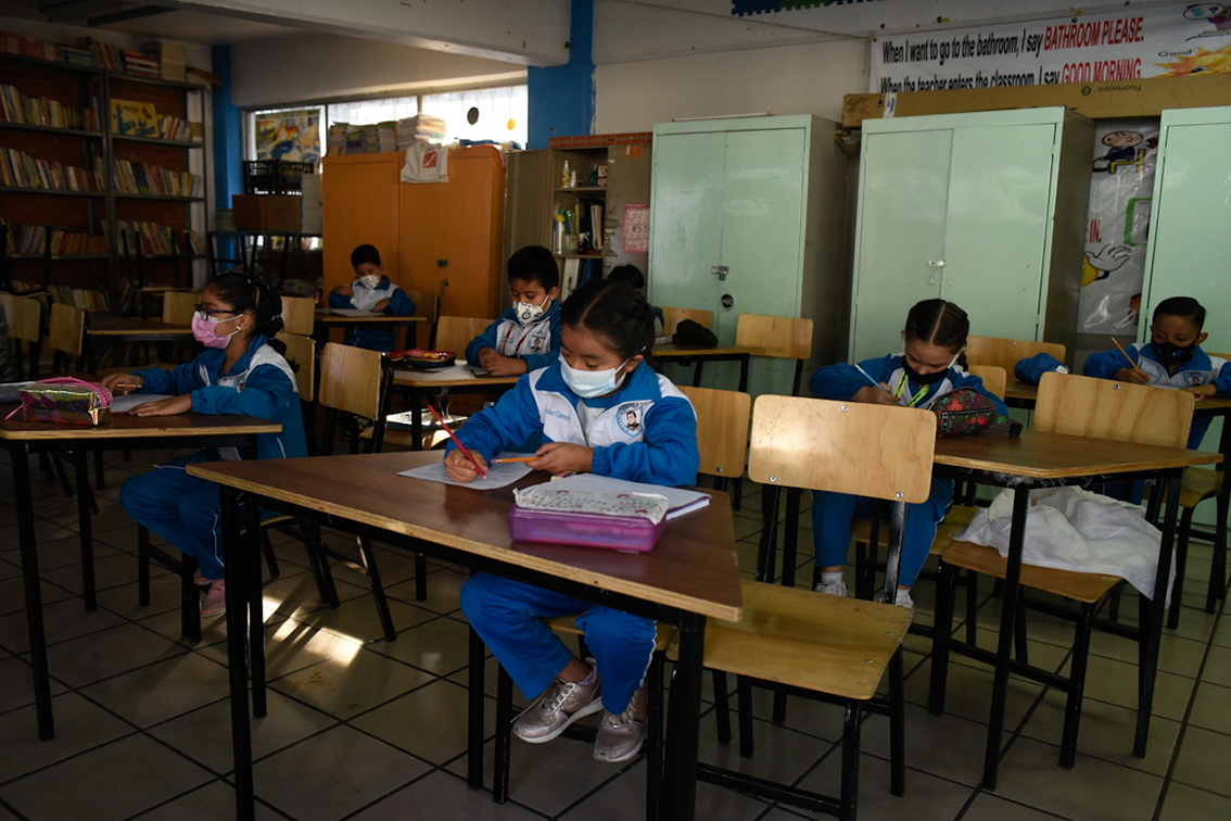 Las escuelas no cerrarán aún si se detectara un caso de Covid-19: SEP