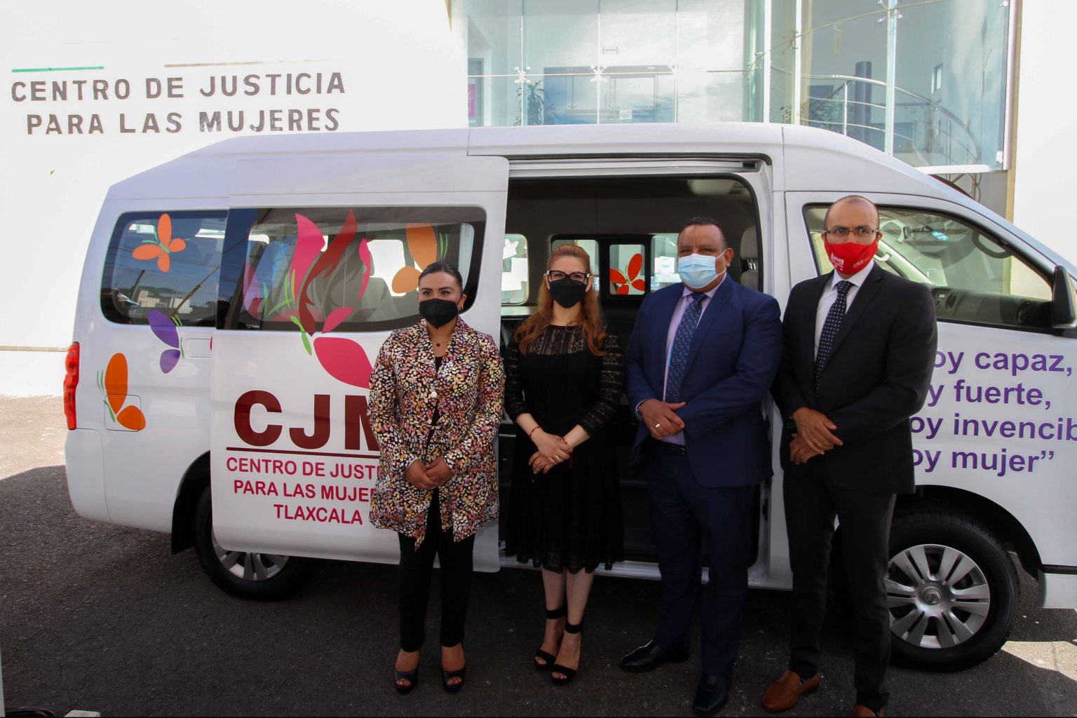 Inaugura PGJE unidad móvil del centro de justicia para mujeres