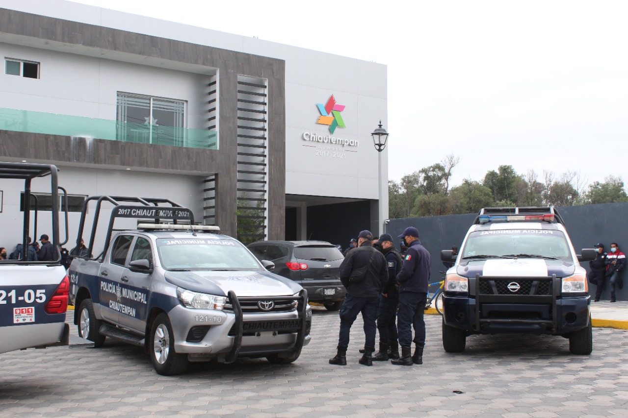 Paran labores policías de Chiautempan, exigen pago de última quincena