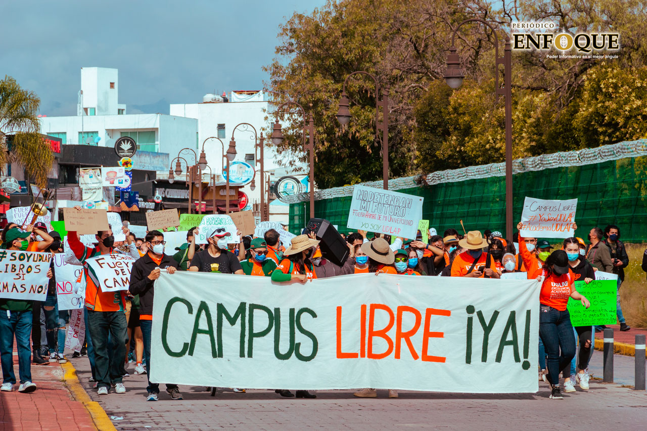 Estudiantes alzan la voz y piden la liberación de la UDLAP
