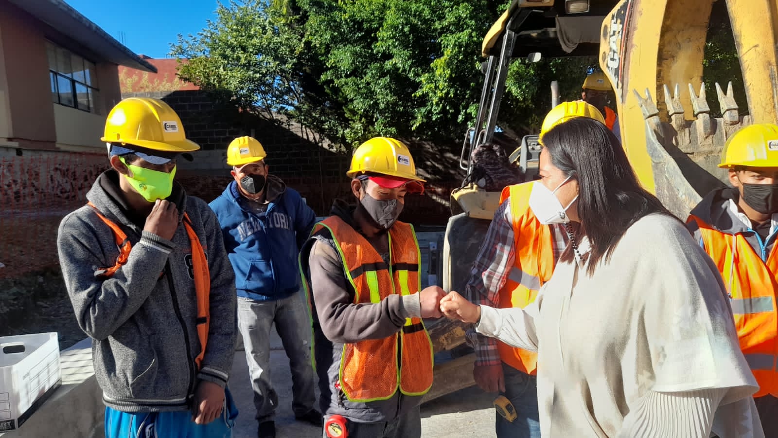 Continúan obras en beneficio de la educación, Ariadna Ayala inicia techado en bachillerato de la colonia San Alfonso en Atlixco