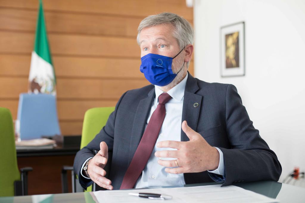 Advierte embajador de la Unión Europea en México sobre repercusiones de la Reforma Eléctrica de AMLO 