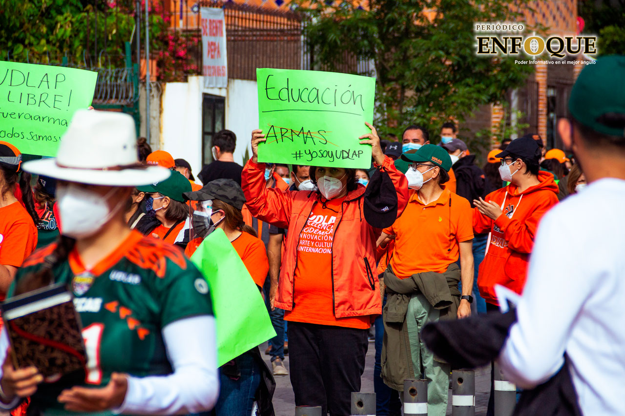Estudiantes de la UDLAP marcharán a Casa Aguaya por liberación de su campus