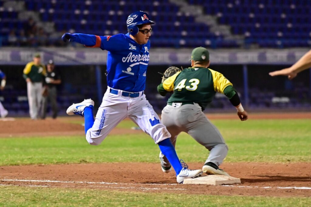 Paliza de Acereros sobre Pericos y el campeón Invernal se definirá este viernes 