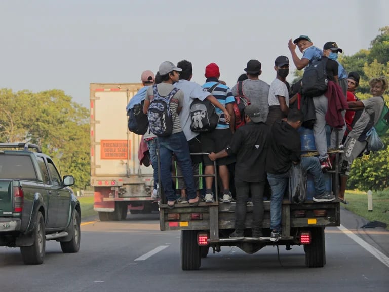 El alto costo de buscar una mejor vida: las tragedias de migrantes causadas por traficantes de personas