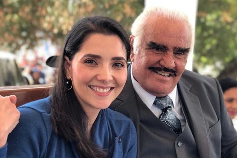 Quién es Alejandra Fernández: la hija adoptiva de Vicente Fernández que se dedica al mundo del diseño