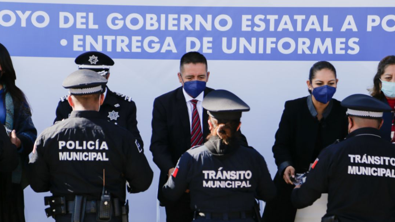Ayuntamiento de San Andrés Cholula efectuó la entrega de equipamiento a elementos de la Policía Municipal 