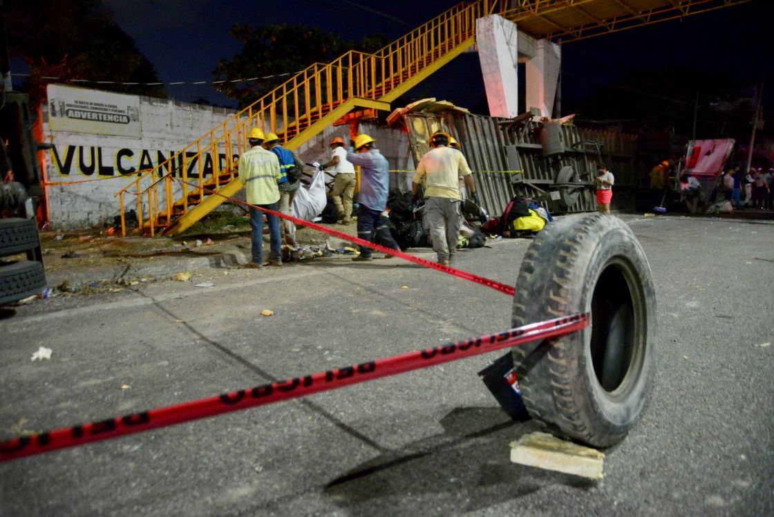 Reconocen el cuerpo de un migrante más del accidente de tráiler en Chiapas y dan de alta a cinco