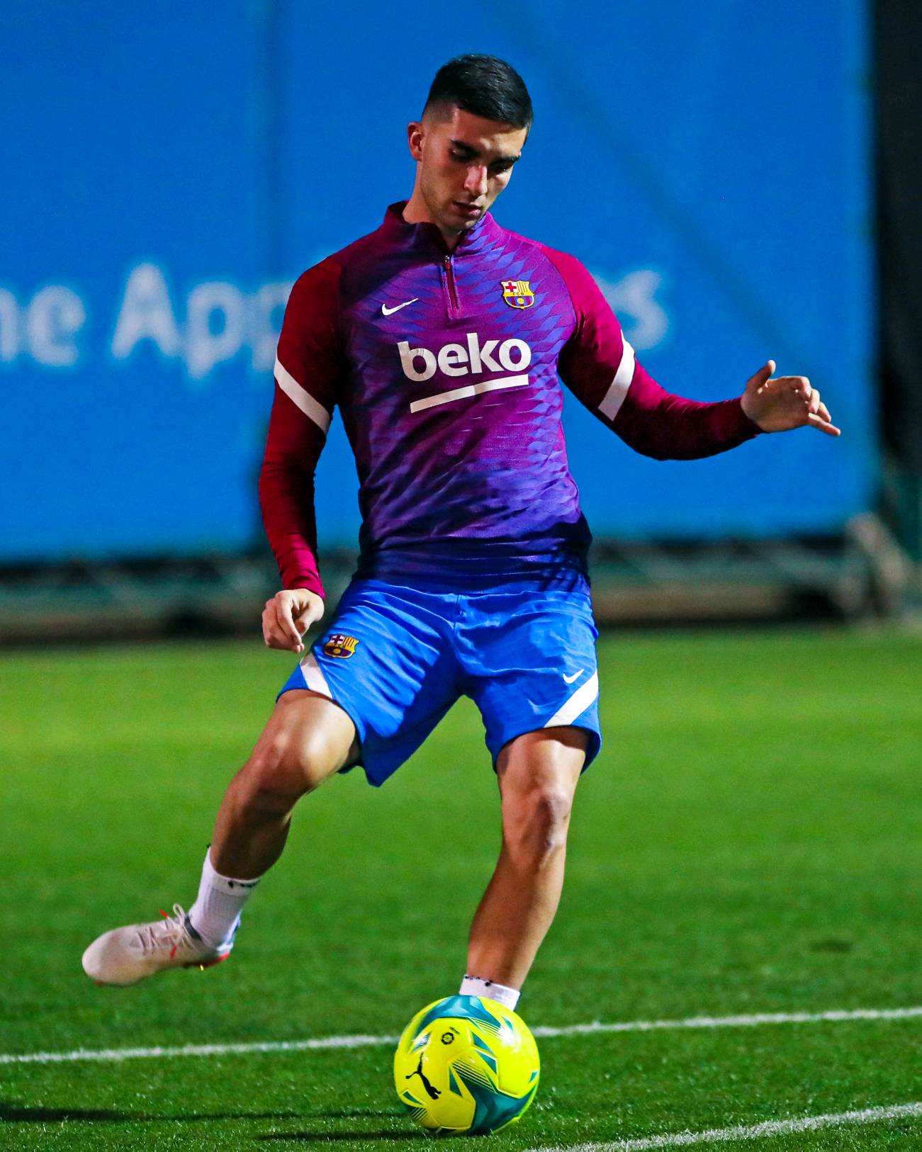 Ferrán Torres, el fichaje que vuelve a ilusionar a la afición del Barcelona