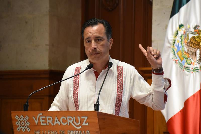 Despreocupa a Cuitláhuac García desaparición de poderes en Veracruz