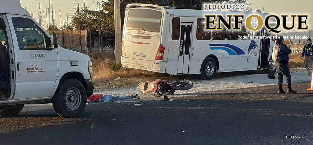 Muere motociclista tras impactarse contra camión de la ruta Tepetzala en la Amozoc- Nopalucan