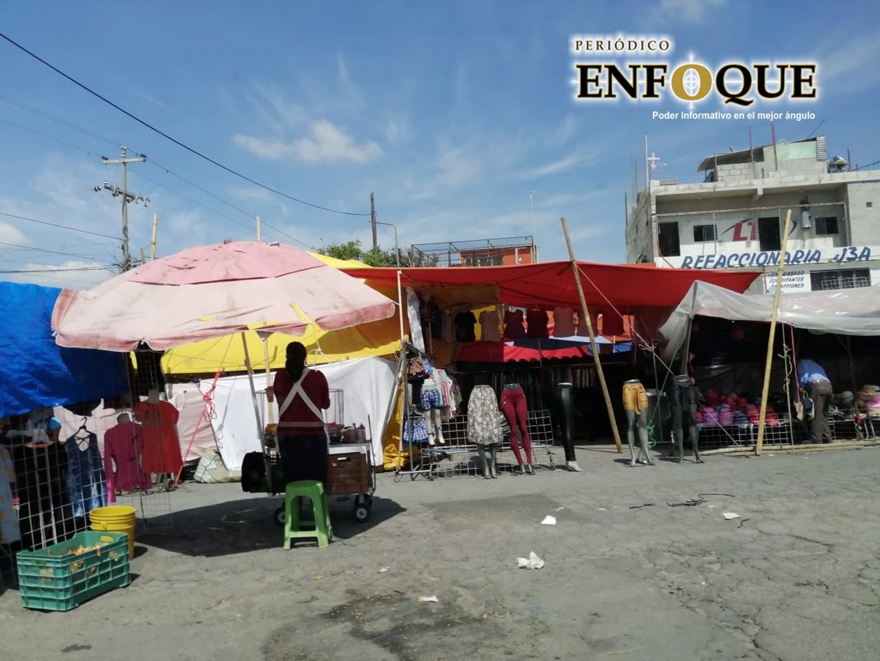 Tianguistas de Tepeaca pretenden acatar el decreto de Barbosa 