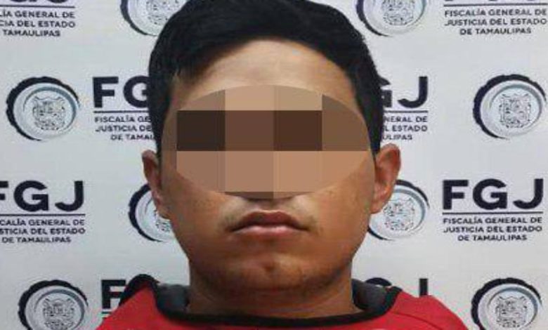 Estudiante utiliza un martillo para matar a su madre y hermana, ya fue detenido