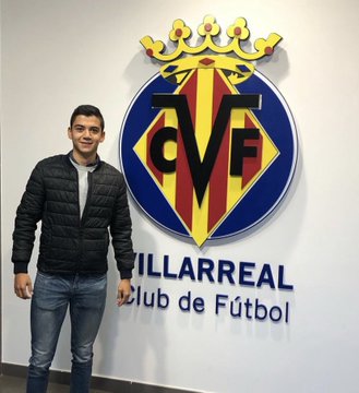 El poblano Santiago Montiel ya firmó con el Villarreal