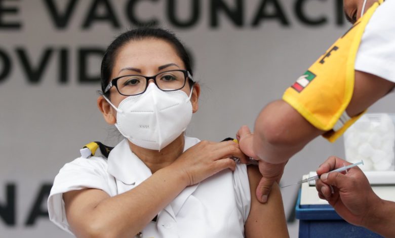 SRE niega aplicación clandestina de vacuna CanSino a sus funcionarios; eran parte del ensayo