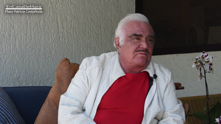 (VIDEO) Vicente Fernández rompió en llanto y pidió perdón a las mujeres que lo acusaron de acoso sexual