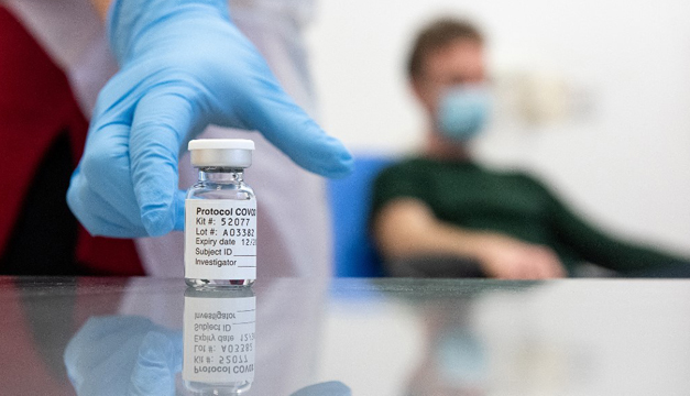 AstraZeneca y Pfizer dicen a gobernadores del PAN que disponibilidad de vacunas será en diciembre o hasta 2022