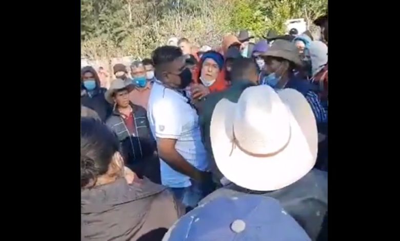 Pobladores intentan linchar a edil de Sola de Vega, en Oaxaca (Video)