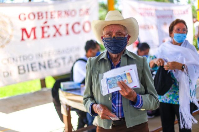 Adultos mayores recibirán en marzo adelanto de dos bimestres de pensión