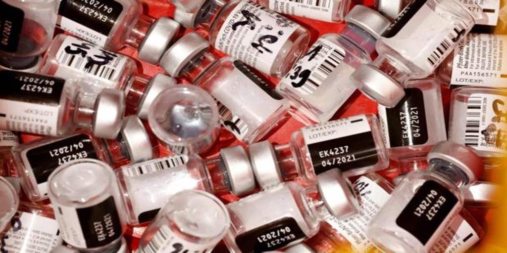 Destruyen 1,100 dosis de la vacuna Pfizer arruinadas; trabajador apagó el congelador