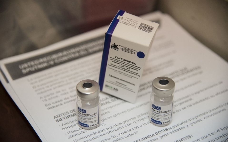 Prevén que Cofepris apruebe vacuna rusa en próximas horas