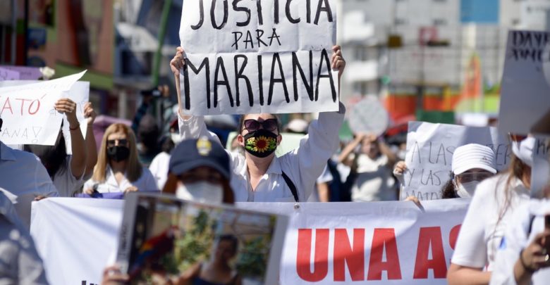 La directora de la Facultad de Medicina de la UNACH renuncia por el feminicidio de Mariana Sánchez