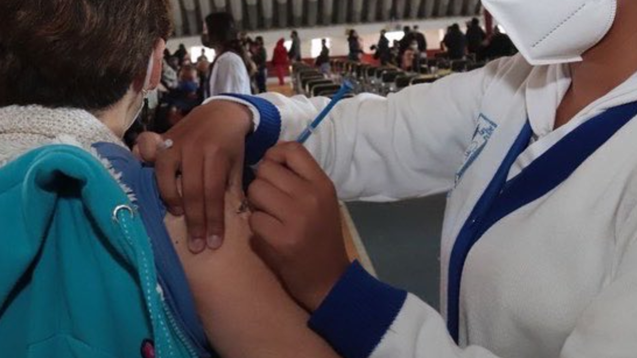 Sin inconvenientes se realizó el inicio de la aplicación del refuerzo de la Vacuna contra el COVID en Cholula 