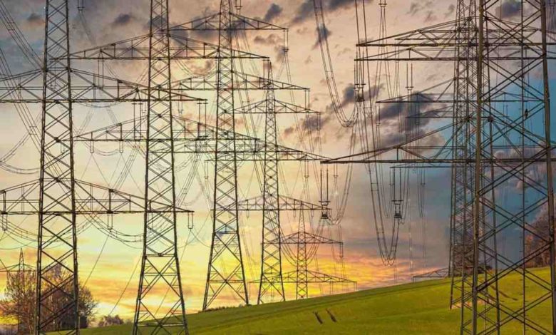 ¿Qué dice la Reforma a la Ley Eléctrica y cómo afectará a los mexicanos?