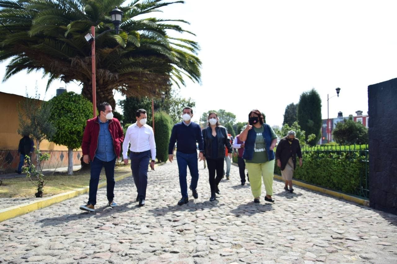 Continúa Arriaga Lila entregando apoyos y acciones de sanitización por pandemia en Cholula 