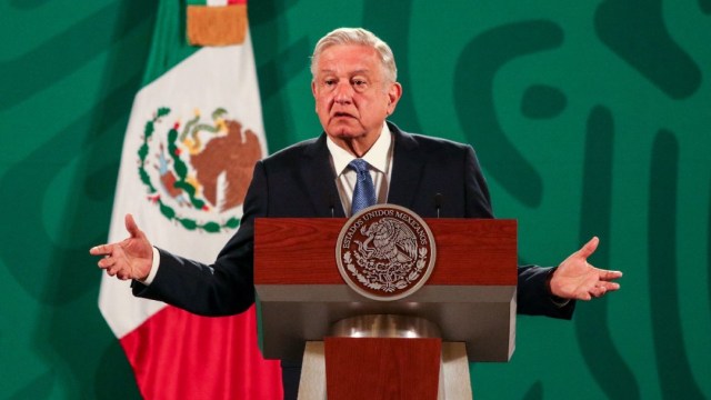 AMLO evita pronunciarse sobre posible renuncia de Colmenares en la ASF