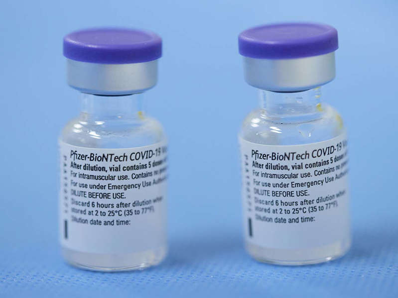  Pfizer y AstraZeneca tienen 100% de efectividad contra mortalidad por covid-19