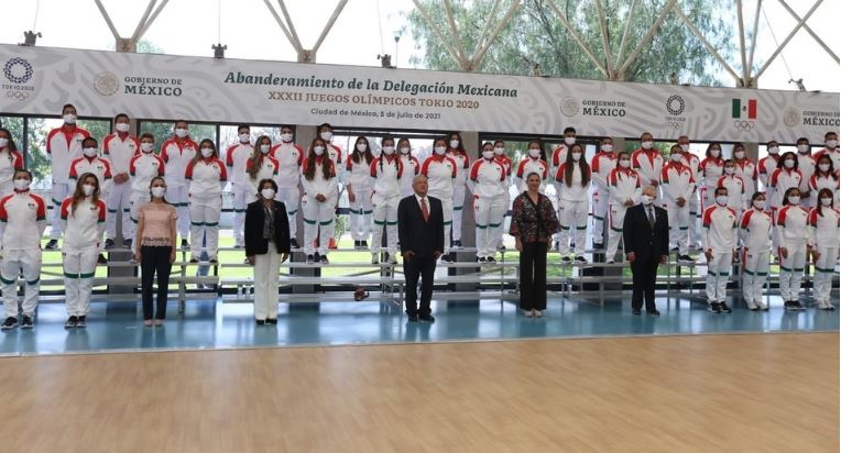 AMLO promete recursos económicos a seleccionados que van a Tokio 2021