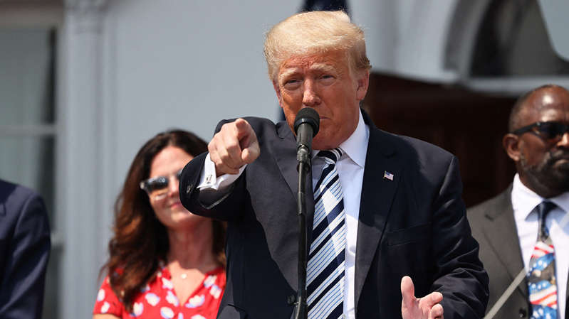 Trump anuncia demanda contra Facebook, Twitter y Google