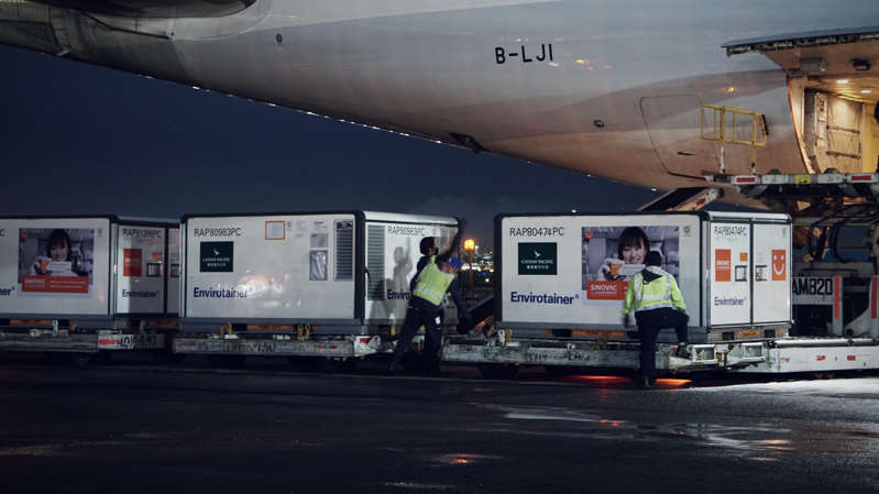 Población joven baja en México y la de adultos mayores se duplica: Inegi