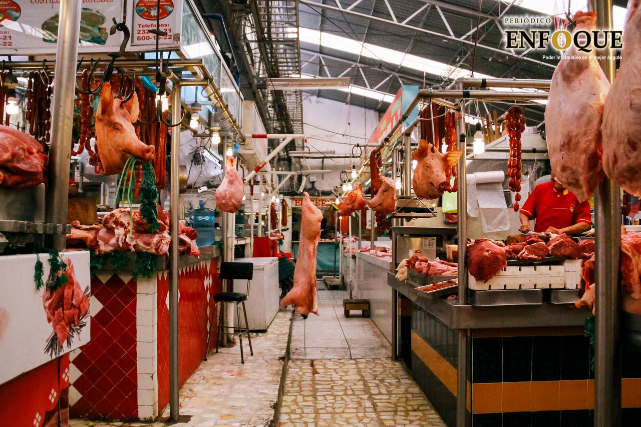 Ayuntamiento no cuenta con recursos suficientes para intervenir en Mercado Amalucan: Rivera Vivanco