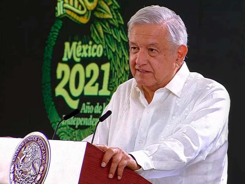 Ofrece López Obrador apoyar a Cuba con vacunas, comida…
