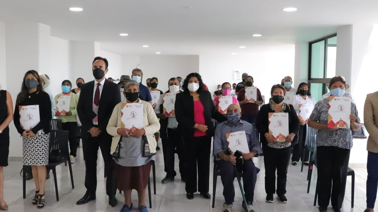 Ayuntamiento de San Andrés Cholula hizo entrega de sentencias de Juicios de Rectificación de Actas de Nacimiento 
