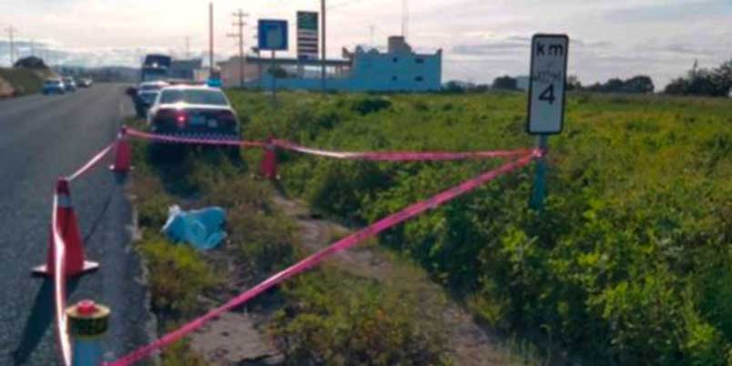 Hallan el cadáver de un hombre a un costado de la carretera Amozoc-Nautla 