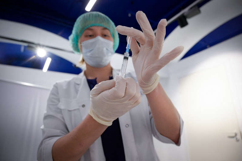 Aplicarse dos dosis de vacuna anticovid es "vital" ante variante Delta: regulador europeo