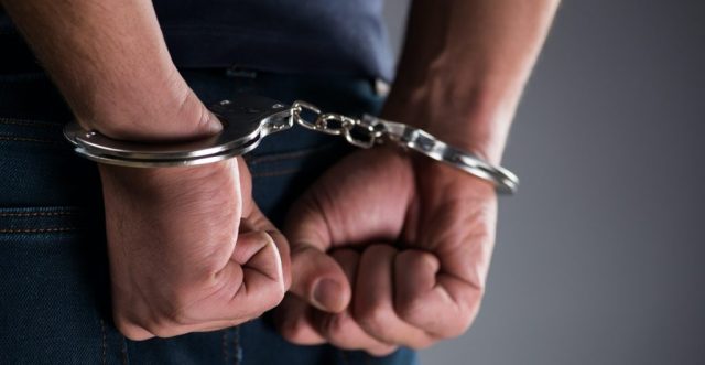 Es detenido exasesor de Trump por conspiración a favor de los Emiratos Árabes